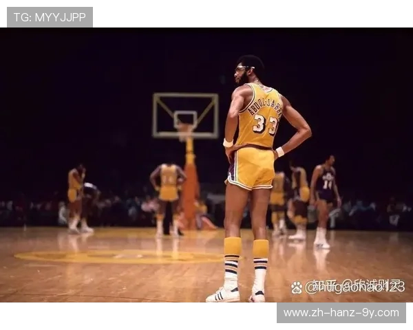 从天勾到传奇领袖卡里姆阿布杜尔贾巴尔的辉煌篮球人生旅程